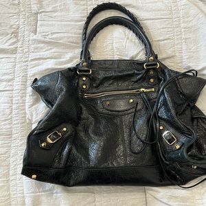 Balenciaga Large City Tote. Black and Gold Harware